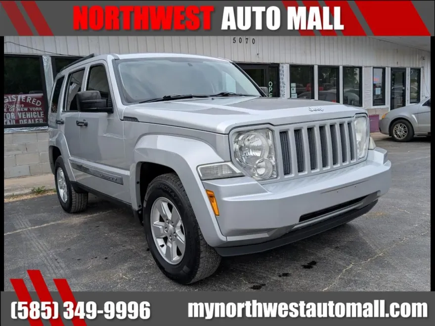 2011 Jeep Liberty Sport photo 1