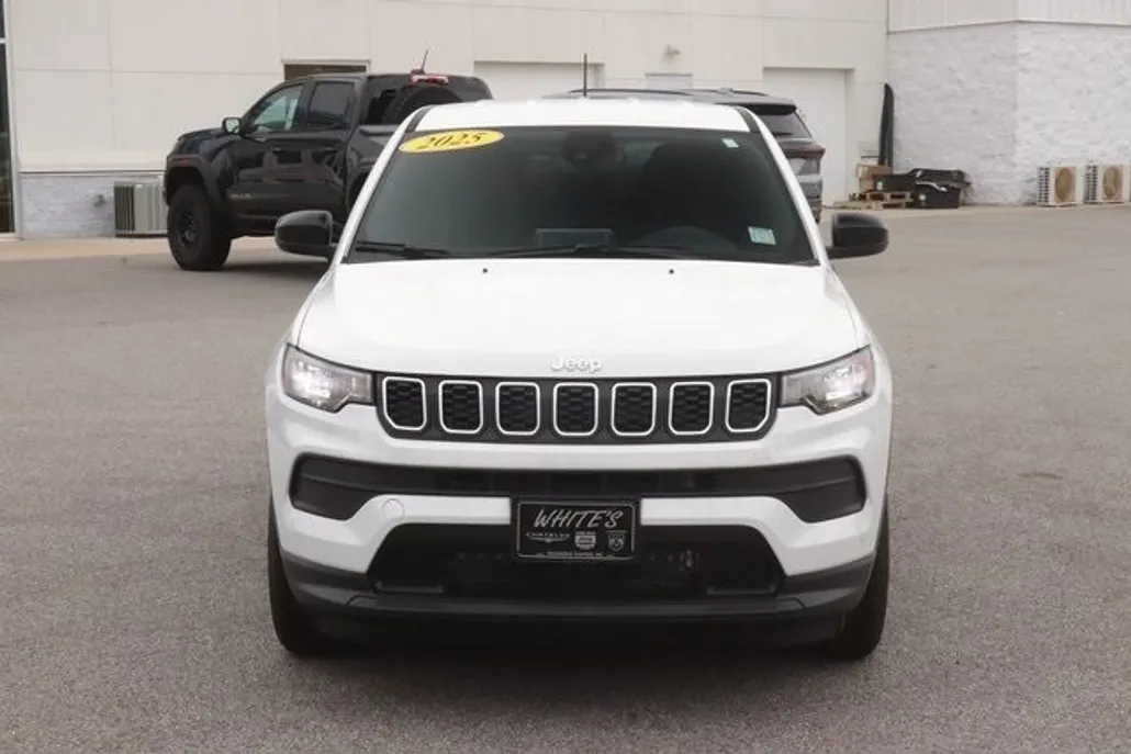 2025 Jeep Compass Sport photo 1