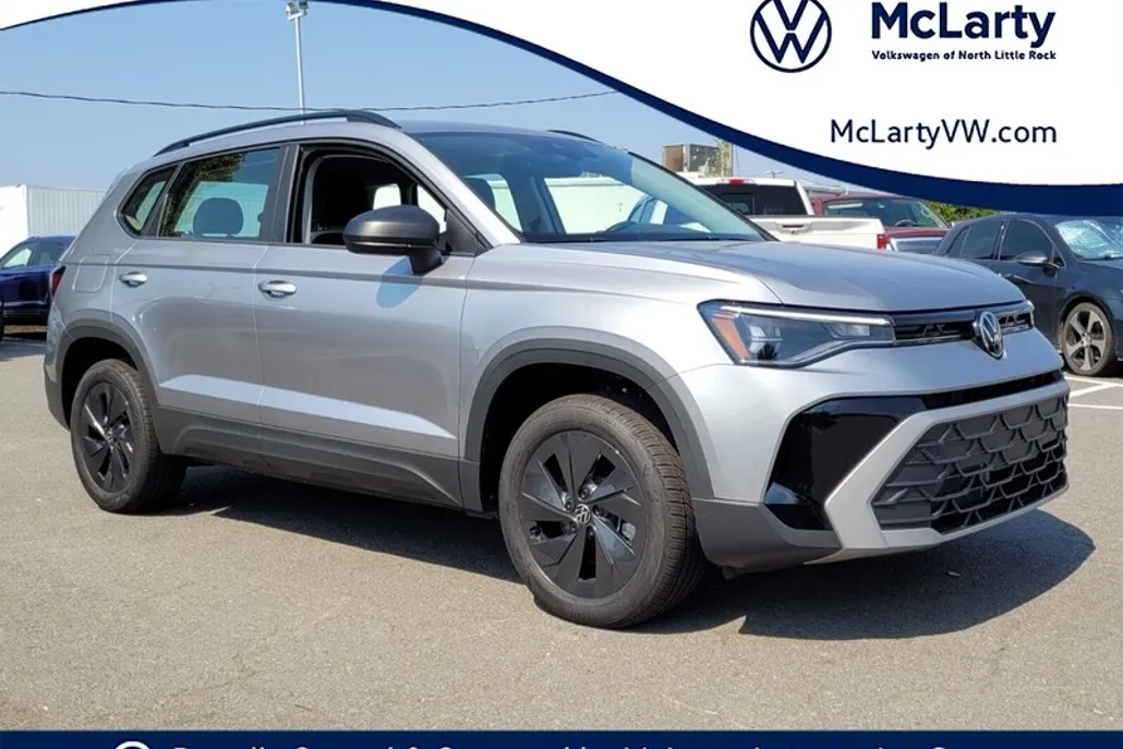 2025 Volkswagen Taos S photo 1