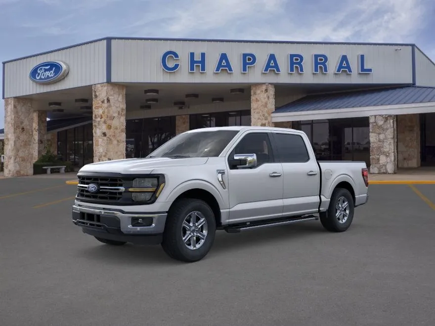 2025 Ford F-150 XLT photo 1