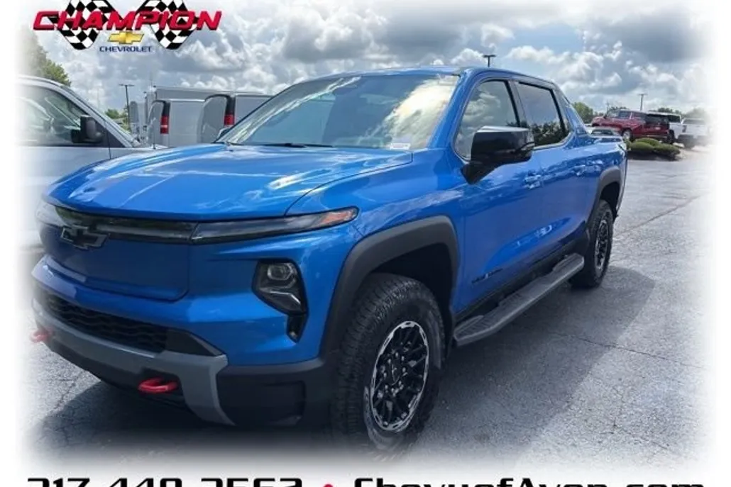 2026 Chevrolet Silverado EV Trail Boss photo 1