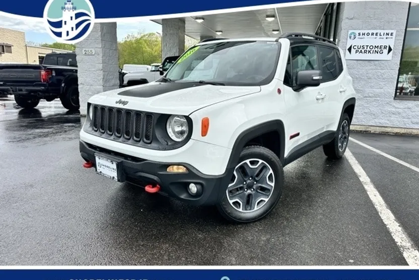 2016 Jeep Renegade Trailhawk photo 1