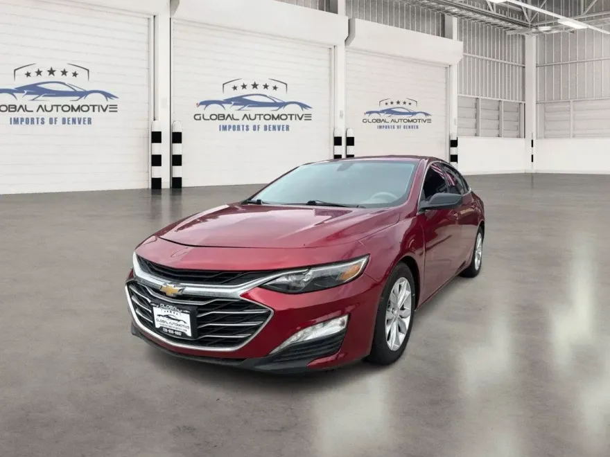 2021 Chevrolet Malibu 1LT photo 1