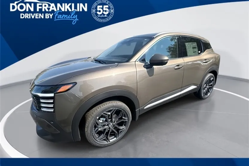 2025 Nissan Kicks SR photo 1