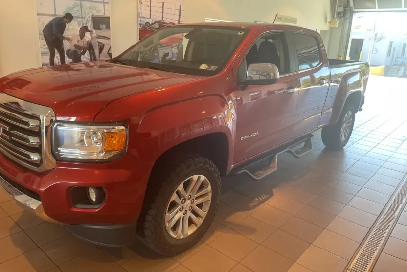2016 Gmc Canyon SLT photo 1
