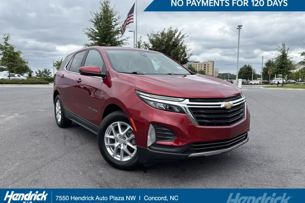 2022 Chevrolet Equinox LT photo 1