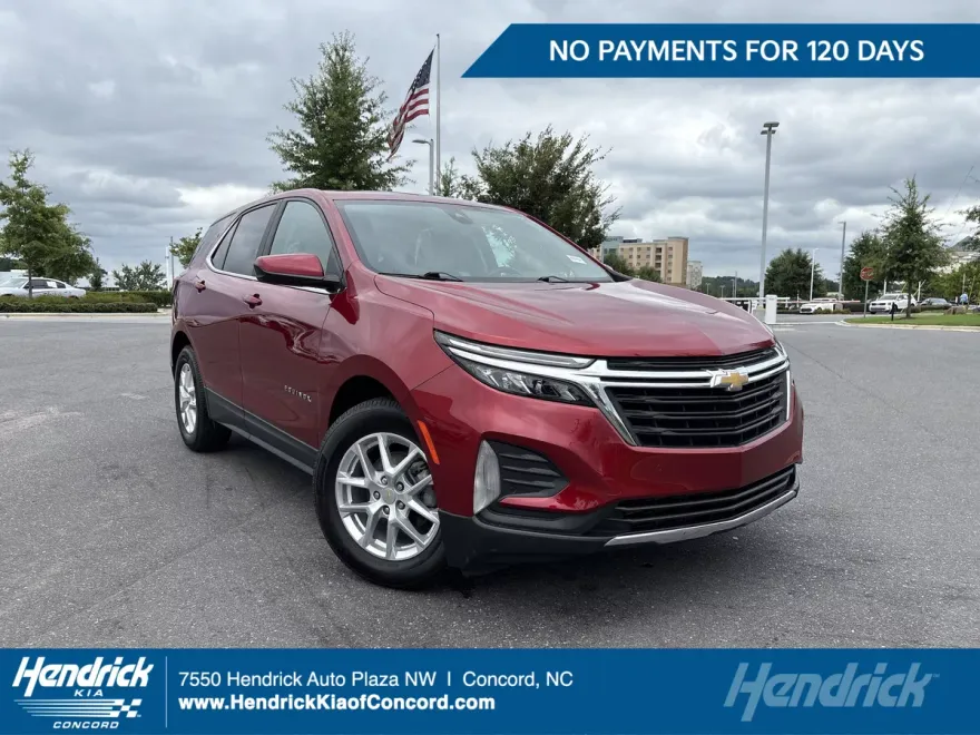 2022 Chevrolet Equinox LT photo 1