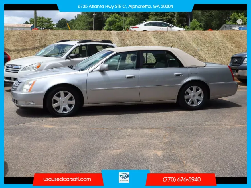 2007 Cadillac DTS Base photo 1