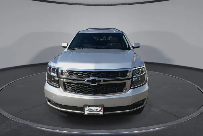 2019 Chevrolet Tahoe LT photo 1