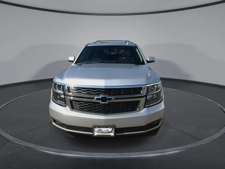 2019 Chevrolet Tahoe LT photo 1
