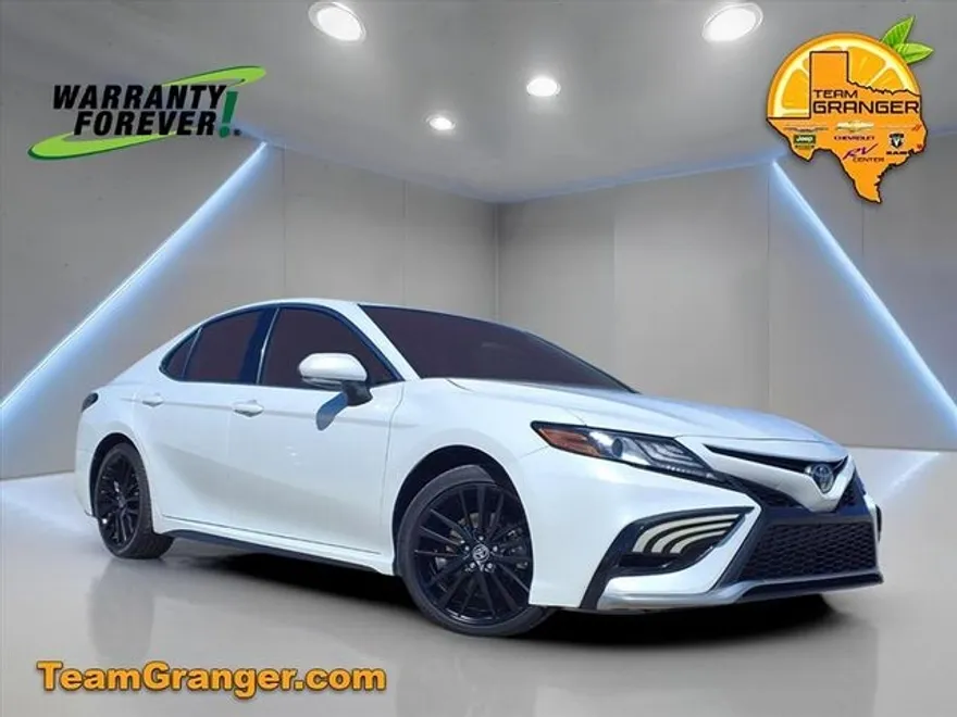 2021 Toyota Camry XSE photo 1