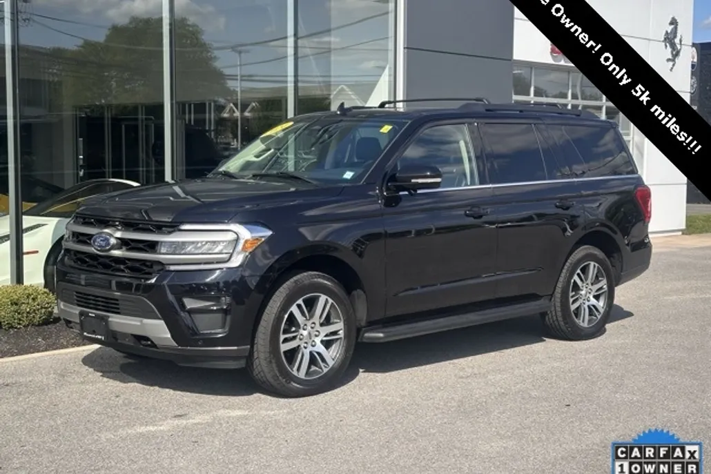 2024 Ford Expedition XLT photo 1