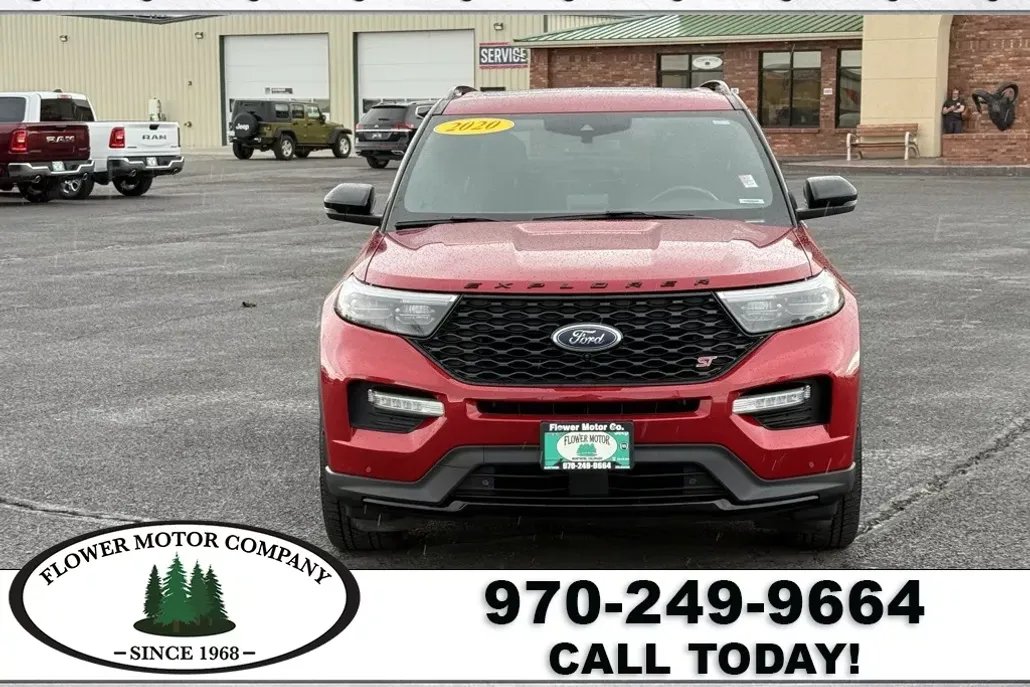 2020 Ford Explorer ST photo 1