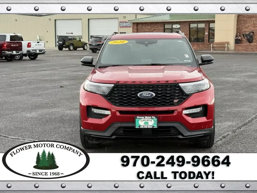 2020 Ford Explorer ST photo 1