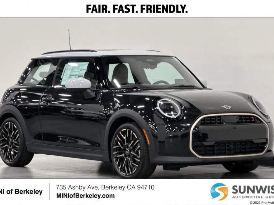 2025 Mini Cooper 2 Door Hardtop Iconic photo 1
