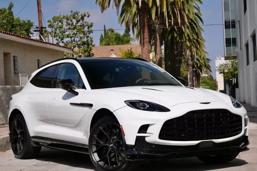 2025 Aston Martin DBX AM8 DBX707 photo 1