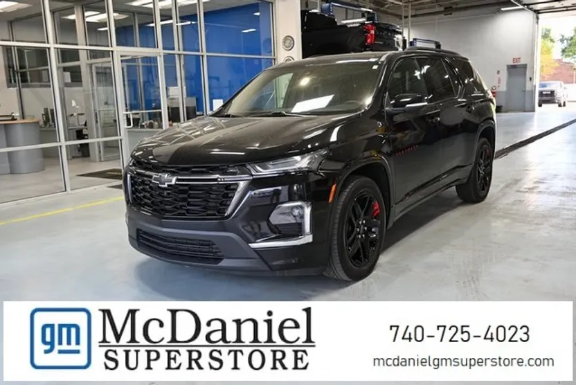 2023 Chevrolet Traverse Premier photo 1