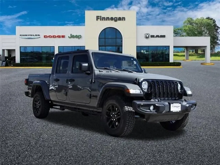 2022 Jeep Gladiator Altitude photo 1