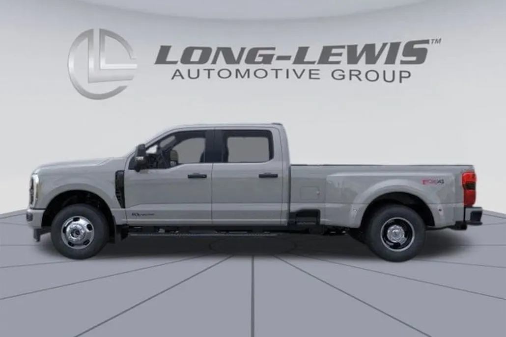 2026 Ford F-350 photo 1