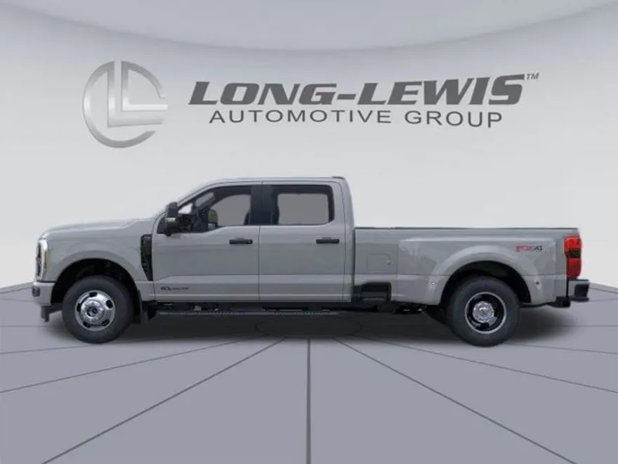 2026 Ford F-350 photo 1