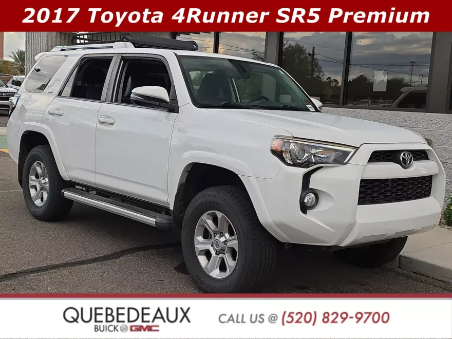 2017 Toyota 4Runner SR5 photo 1