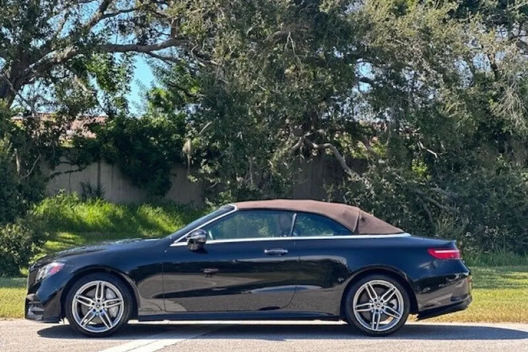 2018 Mercedes Benz E 400 photo 1