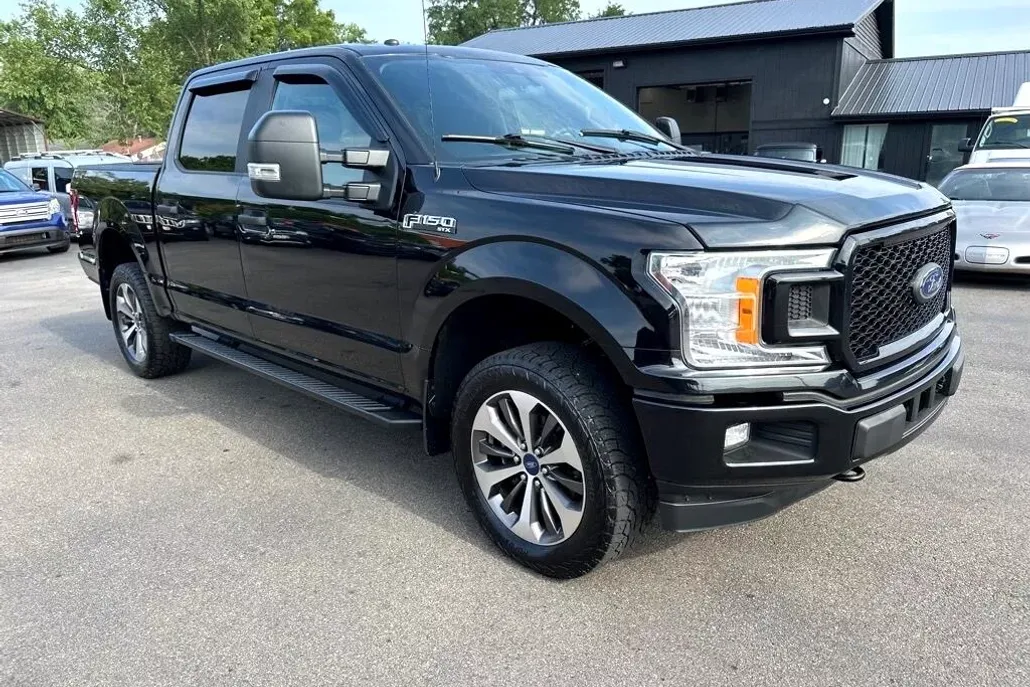 2019 Ford F-150 XL photo 1