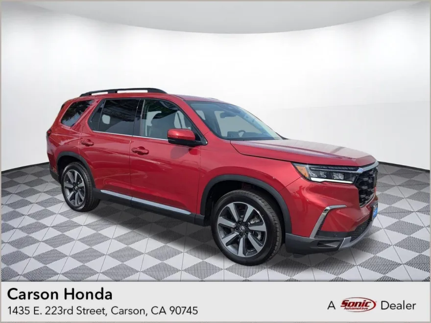 2025 Honda Pilot Touring photo 1