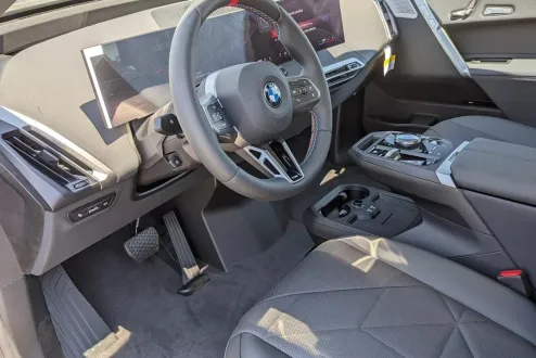 2025 Bmw iX photo 3