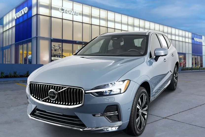 2023 Volvo XC60 Ultimate photo 1
