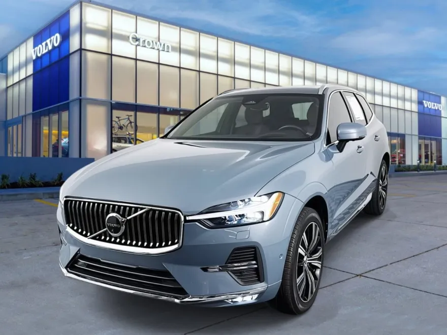 2023 Volvo XC60 Ultimate photo 1