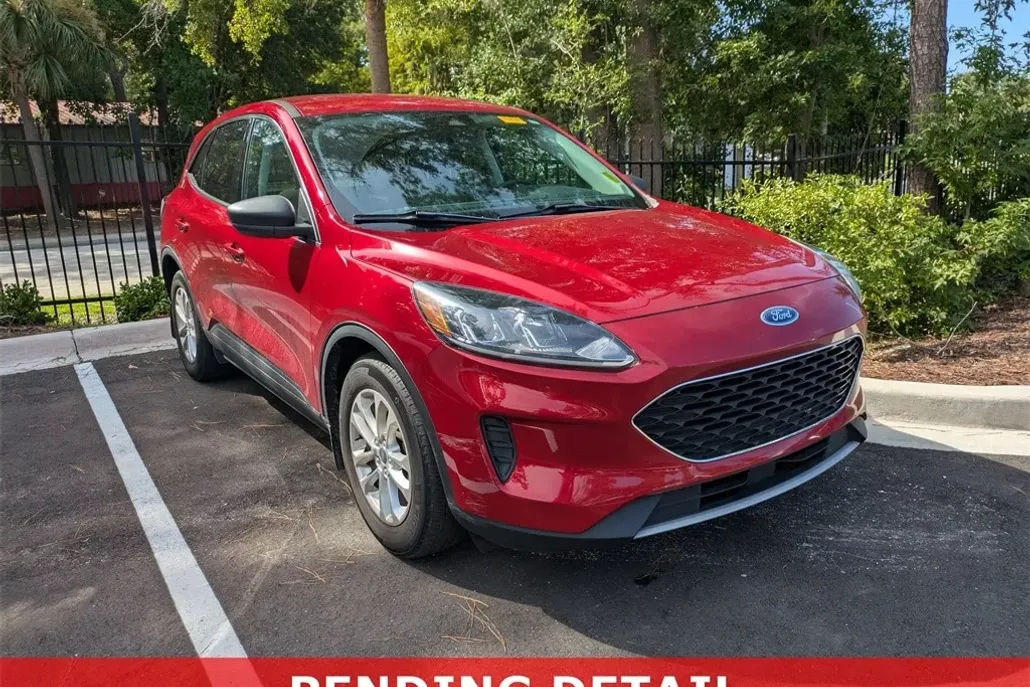 2022 Ford Escape SE photo 1