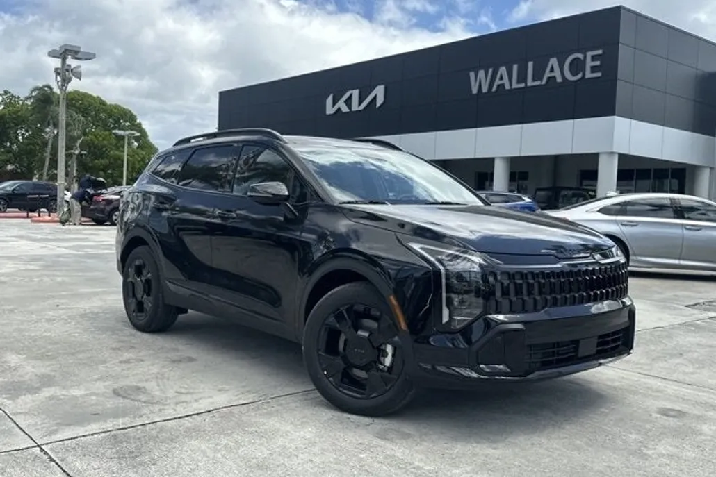 2026 Kia Sportage X-Line photo 1