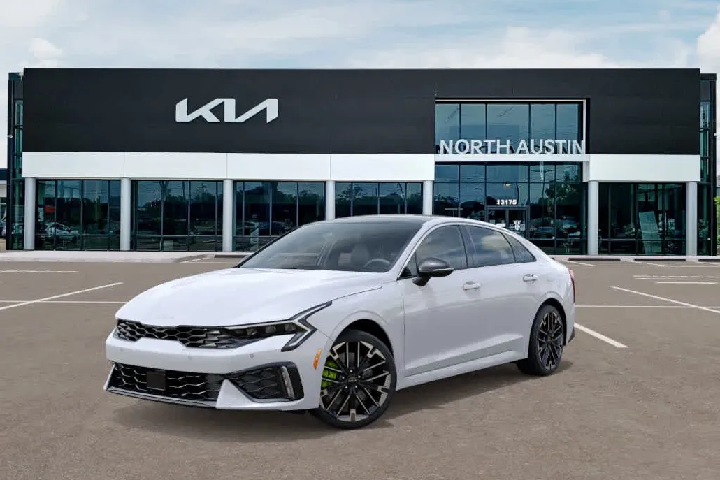2026 Kia K5 GT photo 1