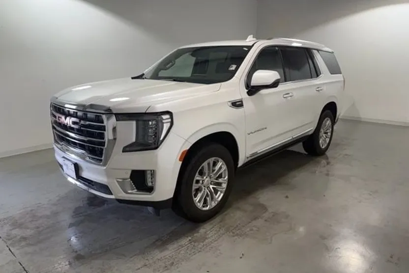 2023 Gmc Yukon SLT photo 1