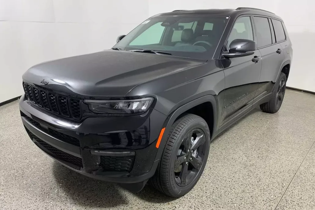 2025 Jeep Grand Cherokee Limited photo 1