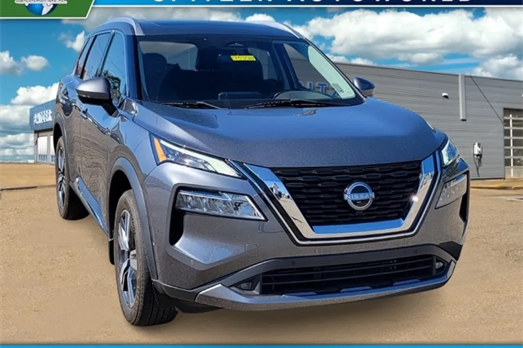 2022 Nissan Rogue SL photo 1