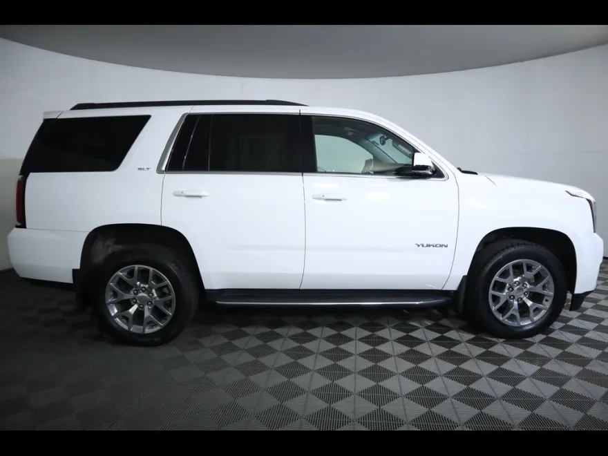 2020 Gmc Yukon SLT photo 1