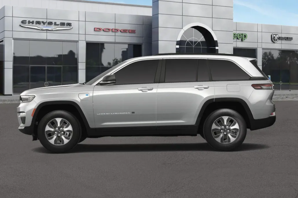 2024 Jeep Grand Cherokee 4xe photo 1