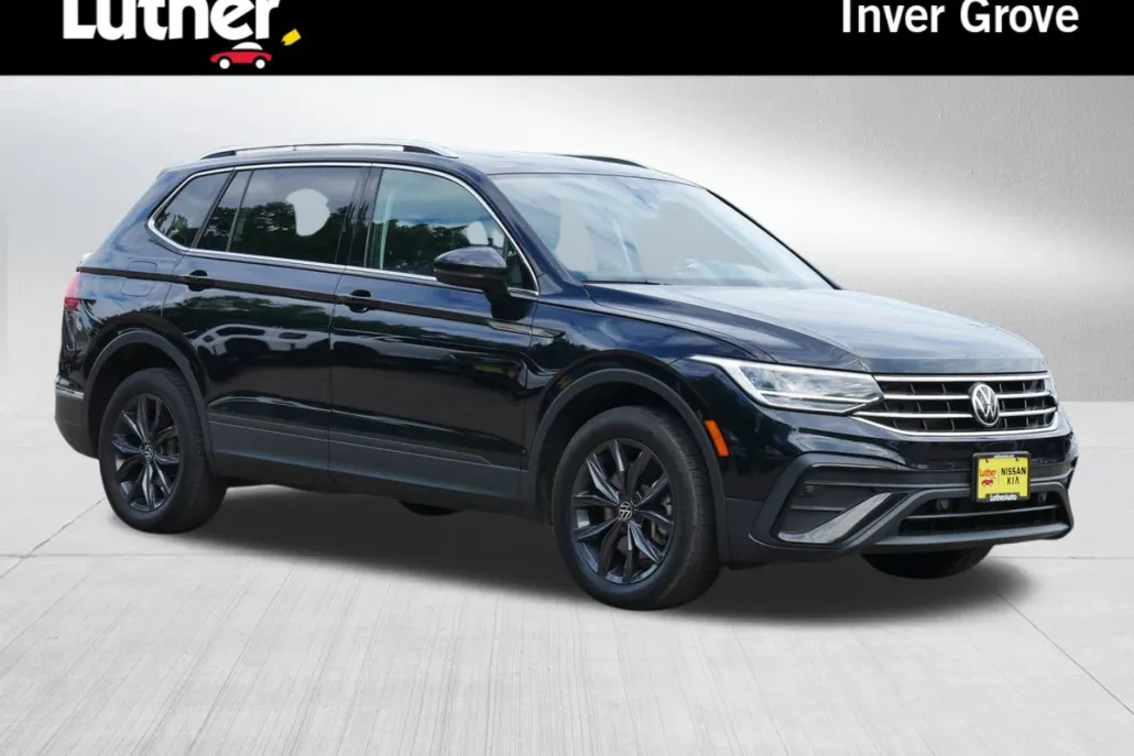 2022 Volkswagen Tiguan SE photo 1