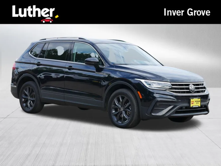 2022 Volkswagen Tiguan SE photo 1