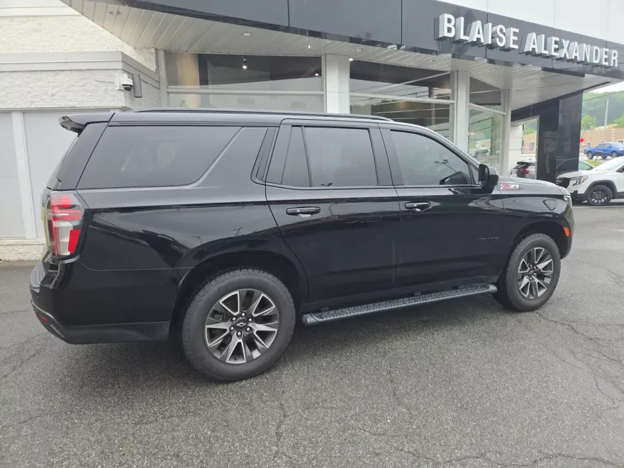 2021 Chevrolet Tahoe Z71 photo 1
