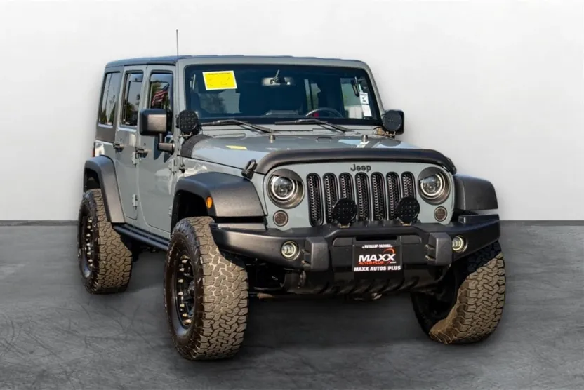 2014 Jeep Wrangler Unlimited Sport S photo 1