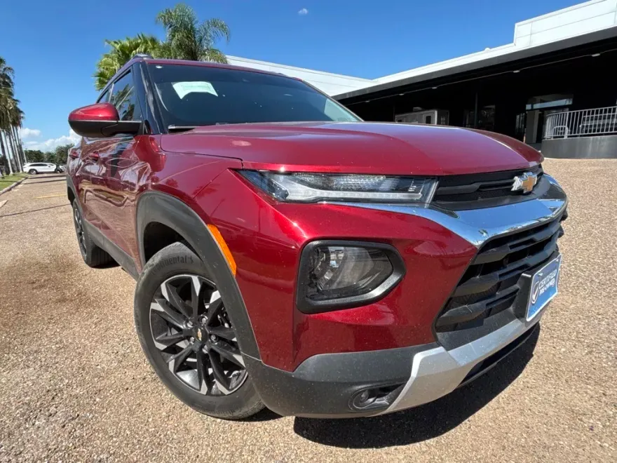 2023 Chevrolet Trailblazer LT photo 1