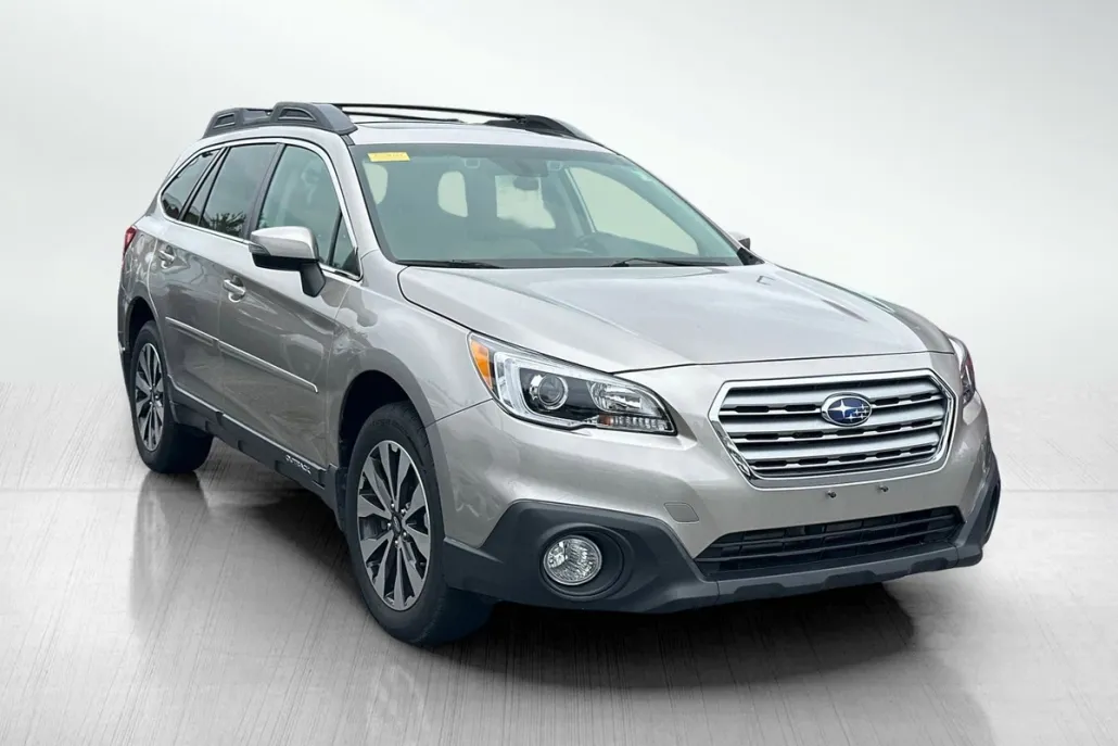 2017 Subaru Outback 3.6R Limited photo 1
