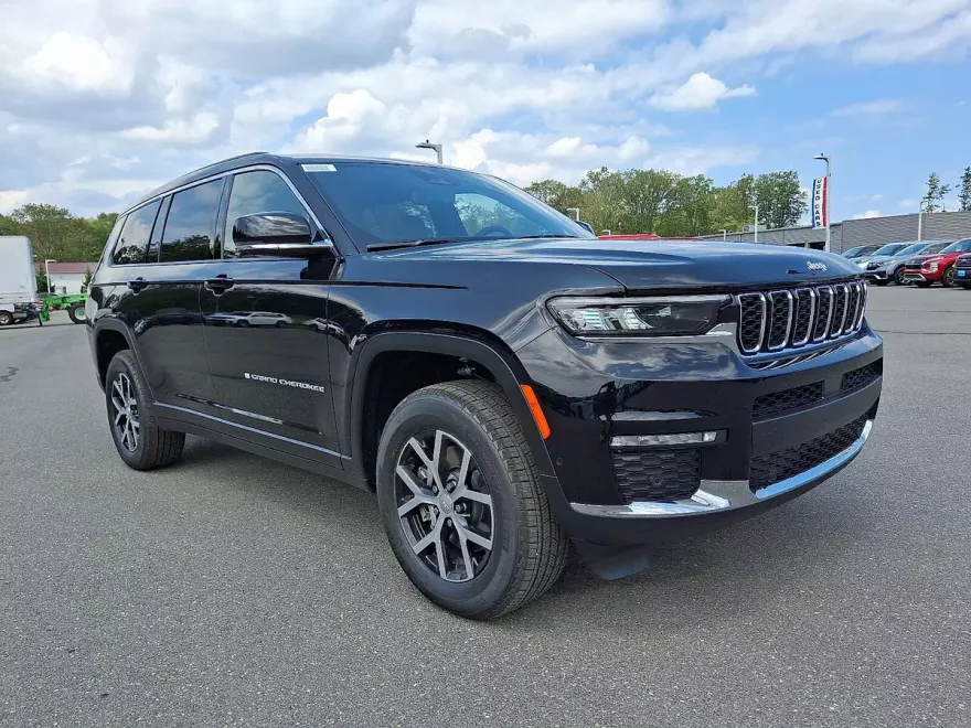 2025 Jeep Grand Cherokee Limited photo 1