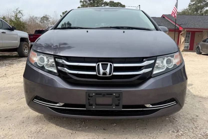 2016 Honda Odyssey EX-L photo 1