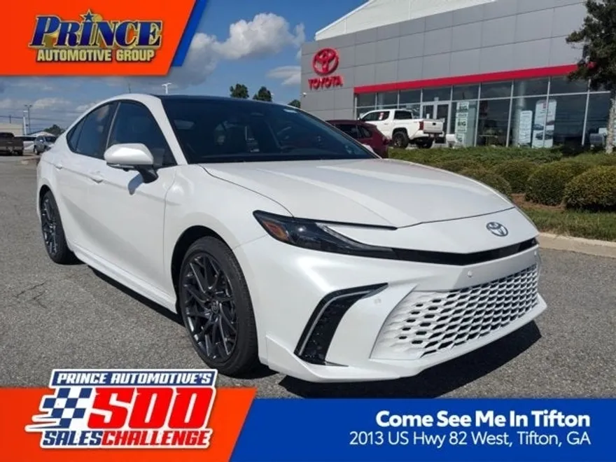 2025 Toyota Camry XSE photo 1