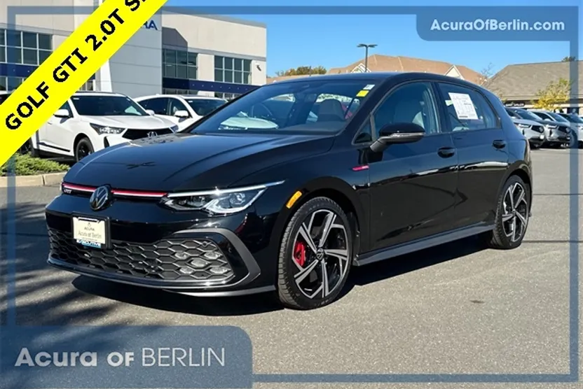 2024 Volkswagen Golf GTI SE photo 1