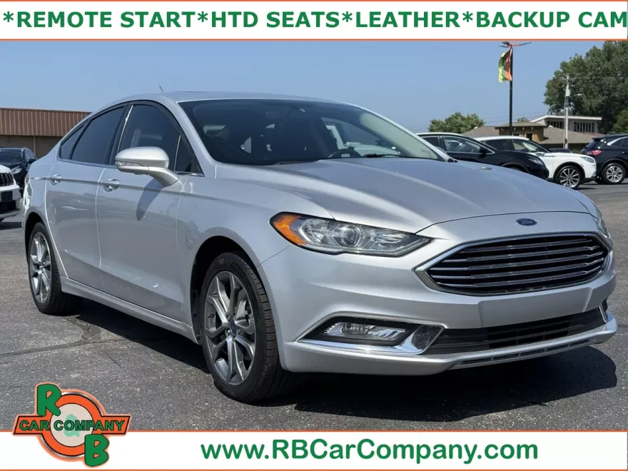 2017 Ford Fusion SE photo 1